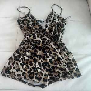 Fashion nova leopard romper